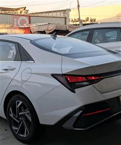 هیوندای ئەلەنترا